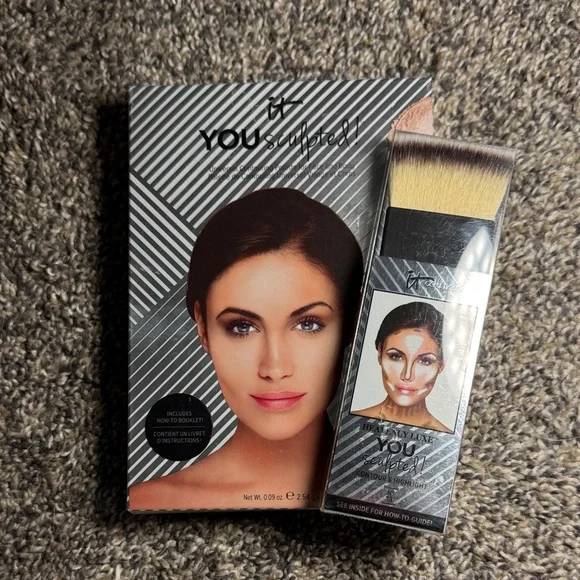 IT Cosmetics You Sculpted Contour Kit with Brush - Picture 8 of 8